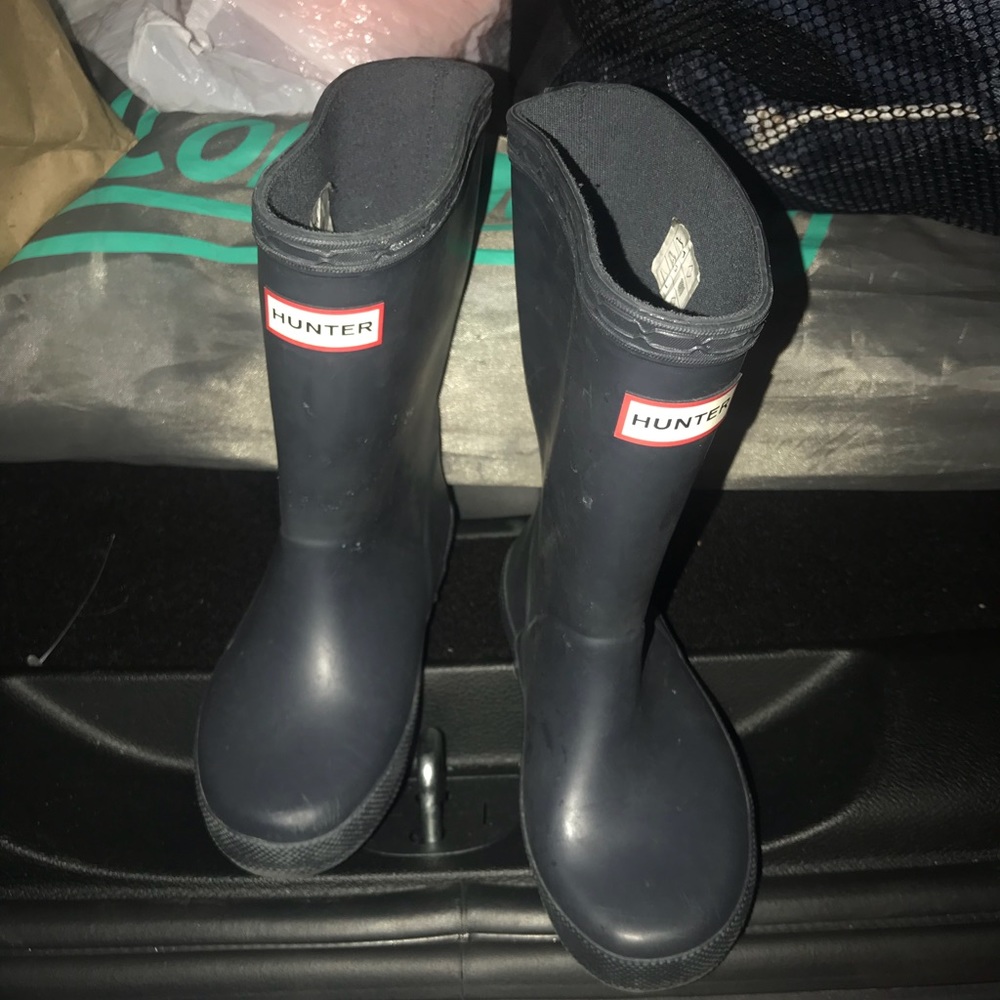 Lil kid hunter boots size 10